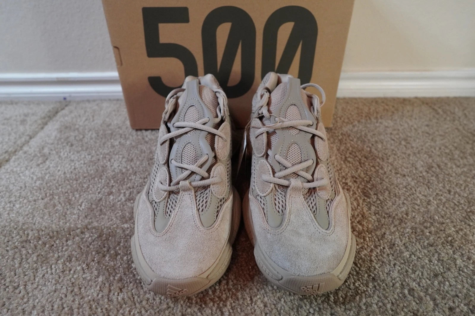 adidas Yeezy 500 Taupe Light GX3605 NEW Men's Size 10 Authentic