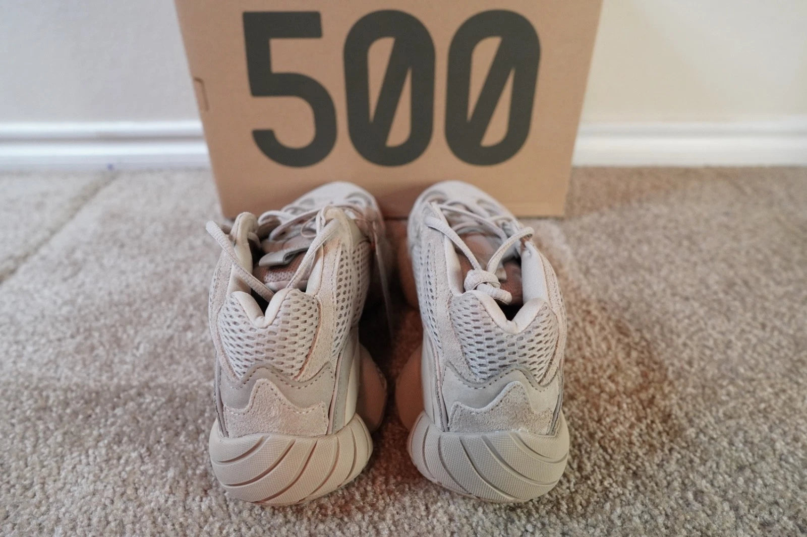 adidas Yeezy 500 Taupe Light GX3605 NEW Men's Size 10 Authentic