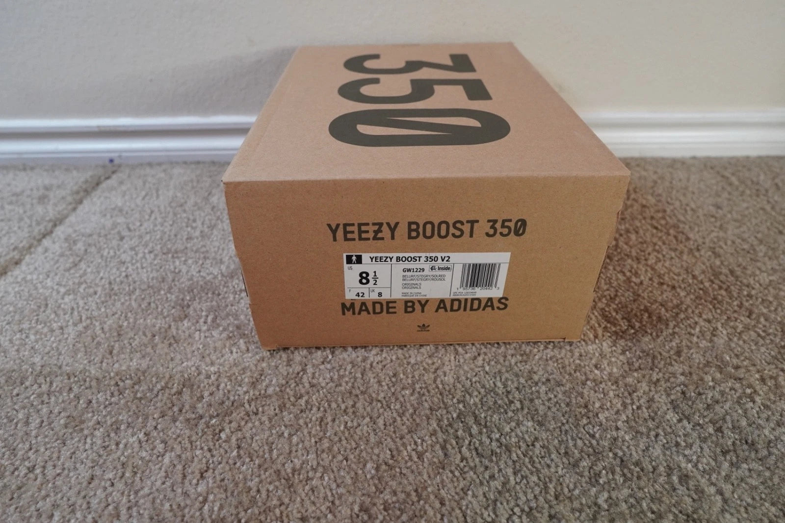 adidas Yeezy Boost 350 V2 Beluga Reflective GW1229 NEW Men's Size 8.5 Authentic