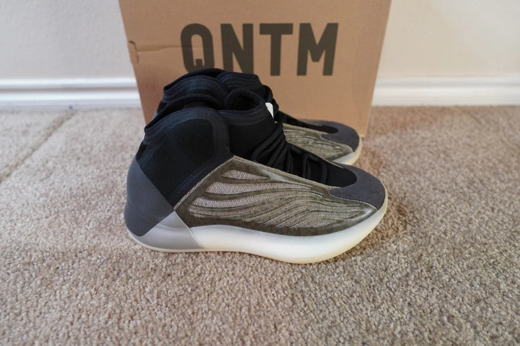 adidas Yeezy Quantum Barium H68771 NEW Men's Size 7 Authentic