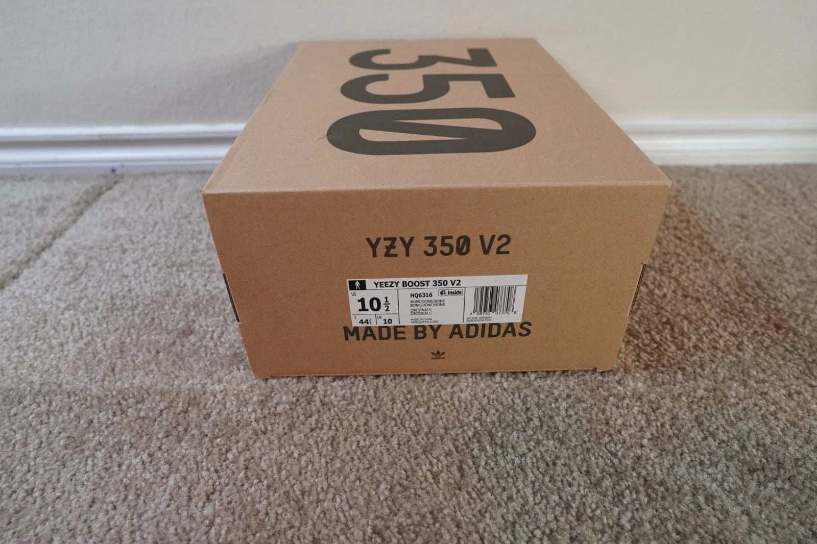 adidas Yeezy Boost 350 V2 Bone HQ6316 NEW Men's Size 10.5 Authentic