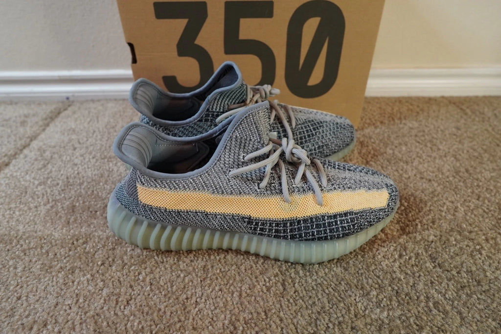 adidas Yeezy Boost 350 V2 Ash Blue GY7657 NEW Men's Size 10.5 Authentic