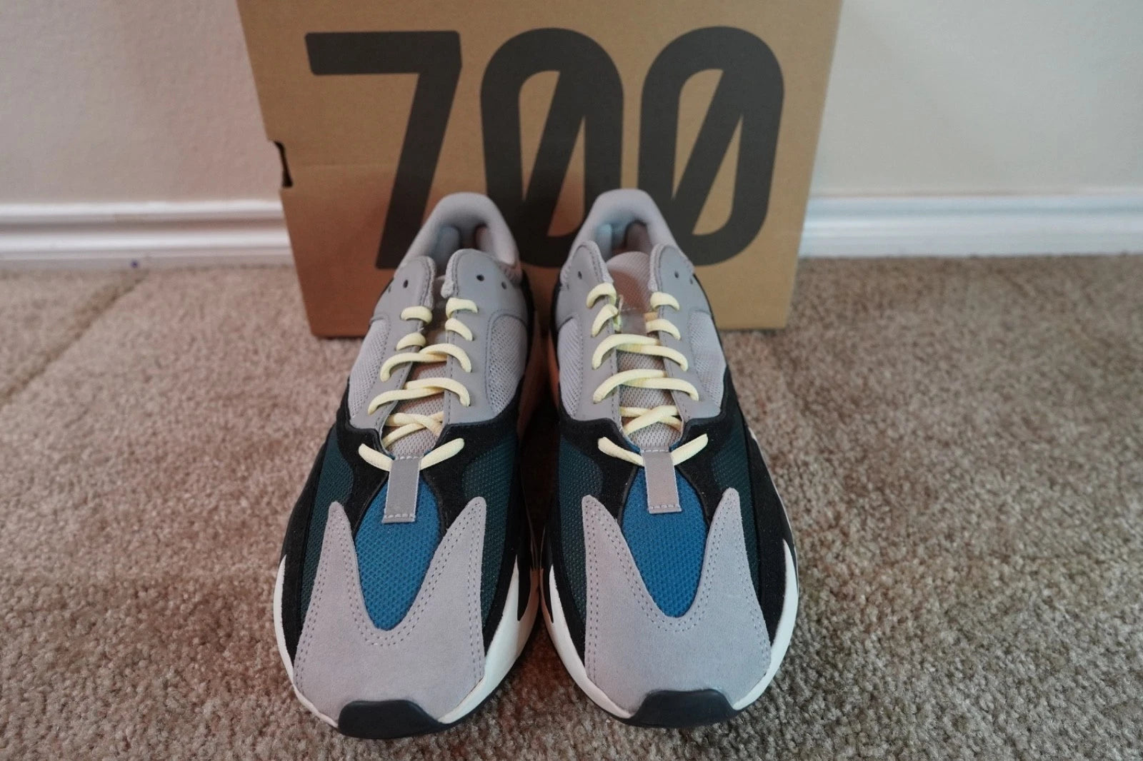 adidas Yeezy Boost 700 Wave Runner B75571 NEW Men's Size 10 Authentic