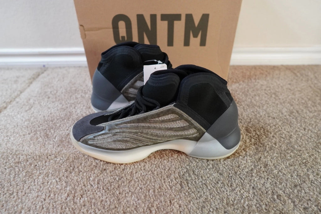 adidas Yeezy Quantum Barium H68771 NEW Men's Size 7 Authentic