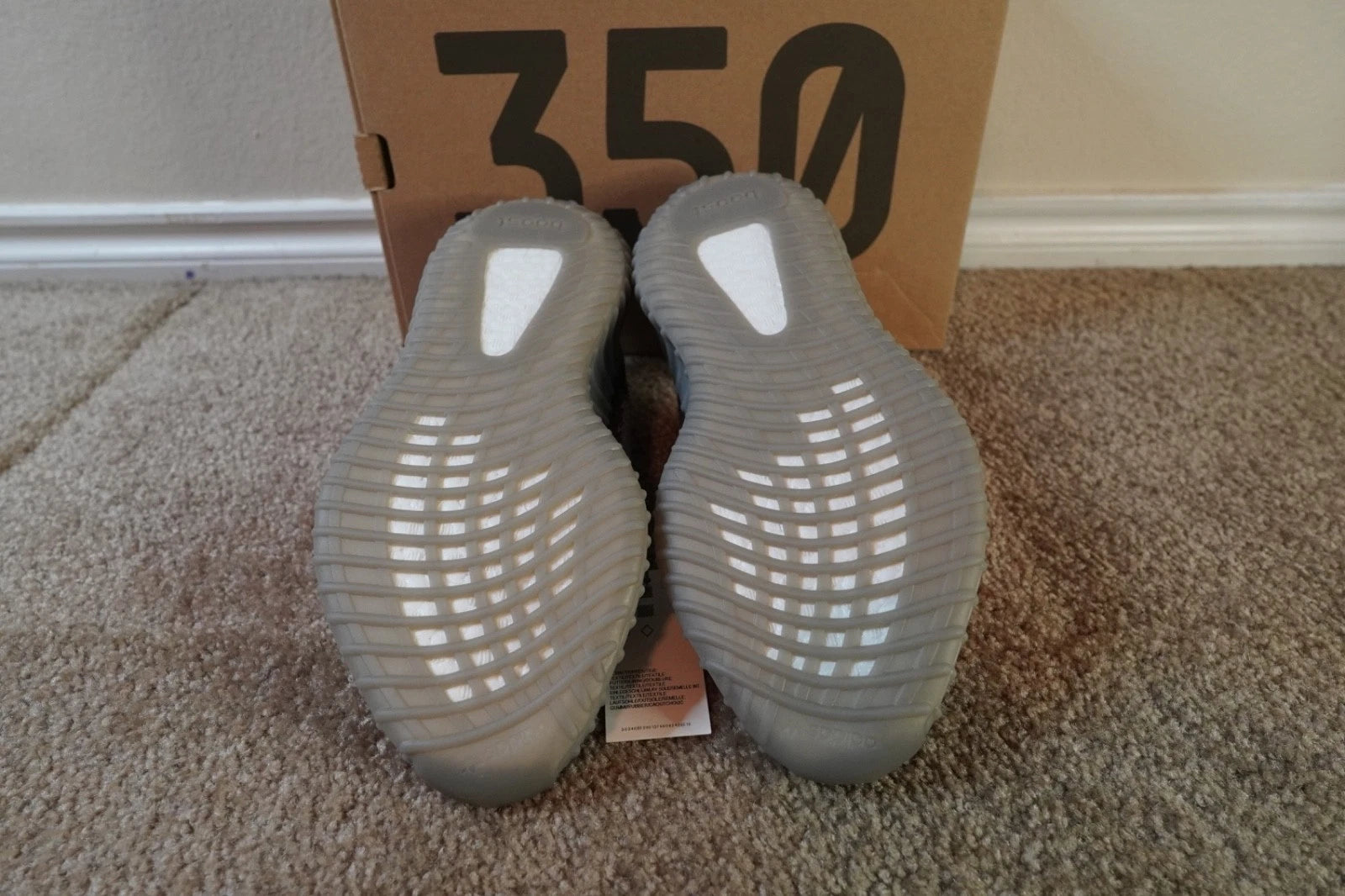 adidas Yeezy Boost 350 V2 Beluga Reflective GW1229 NEW Men's Size 8.5 Authentic