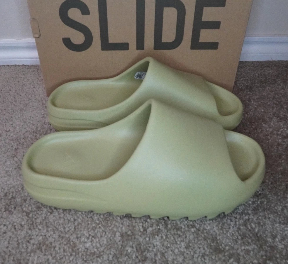 adidas Yeezy Slide Resin 2024 FZ5904 SIZE 11 NEW