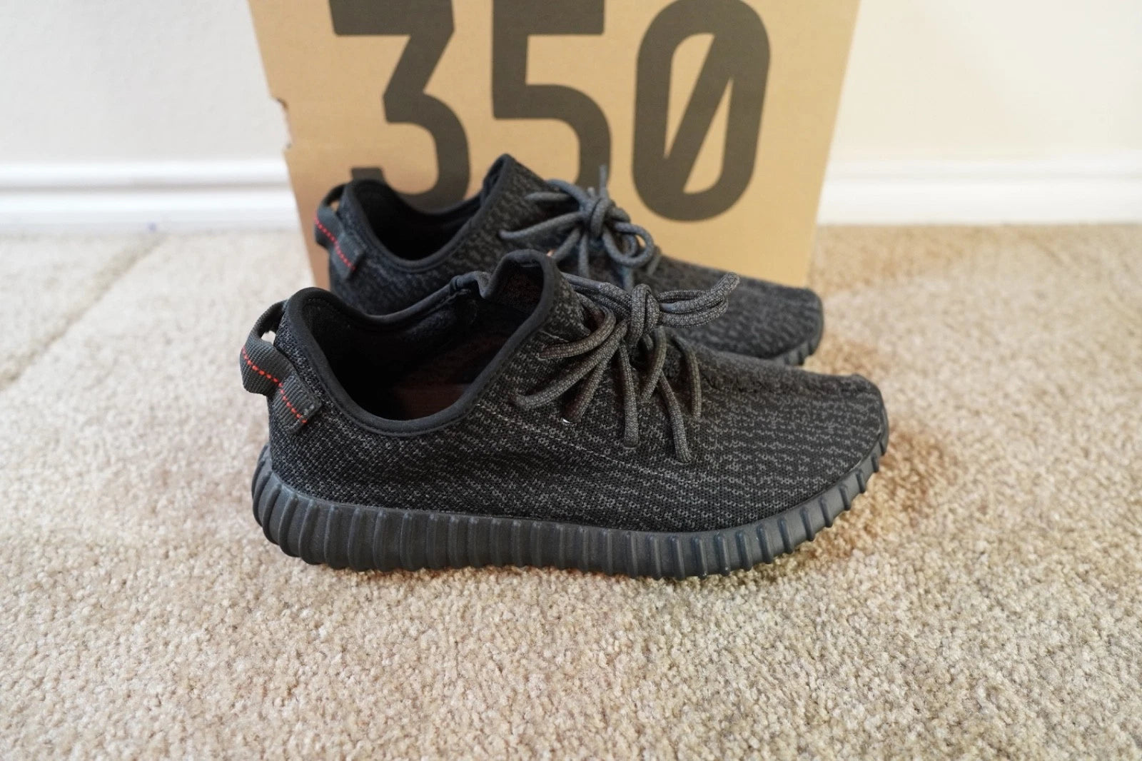 adidas Yeezy Boost 350 Pirate Black BB5350 NEW Men's Size 10.5 Authentic