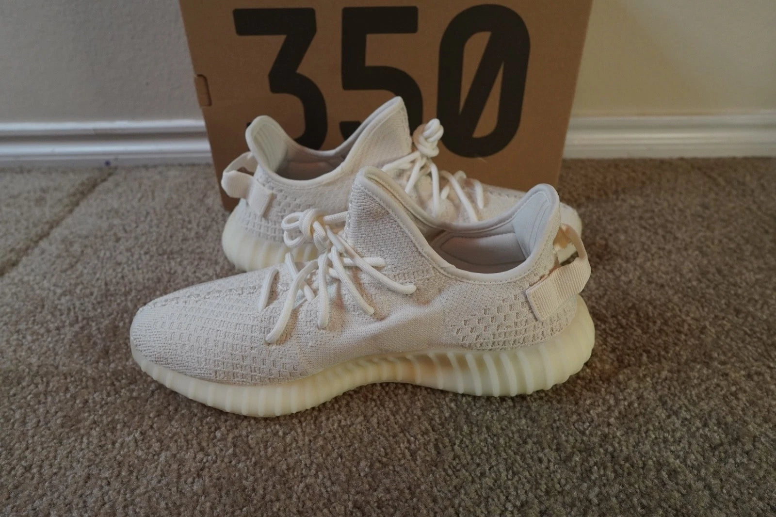 adidas Yeezy Boost 350 V2 Bone HQ6316 NEW Men's Size 10.5 Authentic
