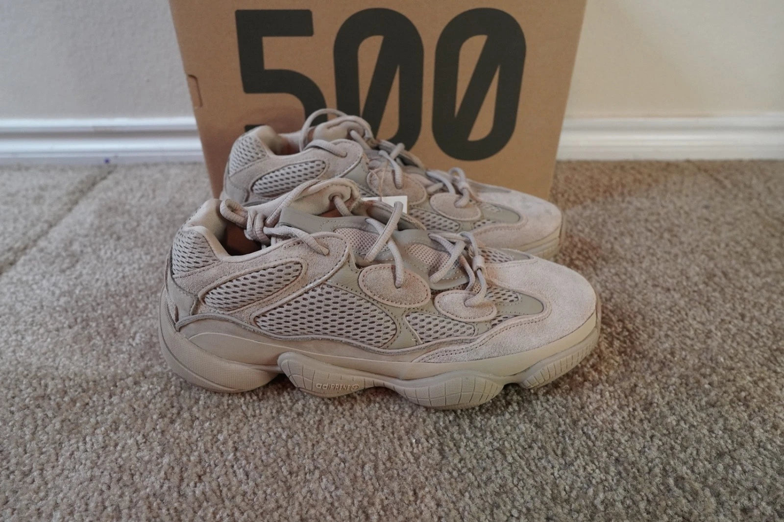 adidas Yeezy 500 Taupe Light GX3605 NEW Men's Size 10 Authentic