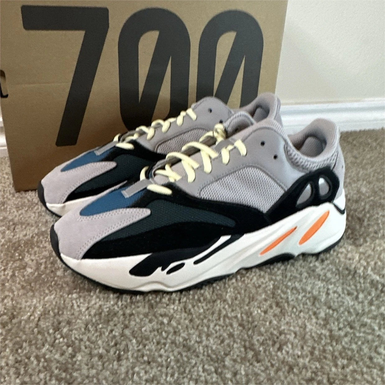 adidas Yeezy Boost 700 Wave Runner B75571 NEW Men's Size 10 Authentic