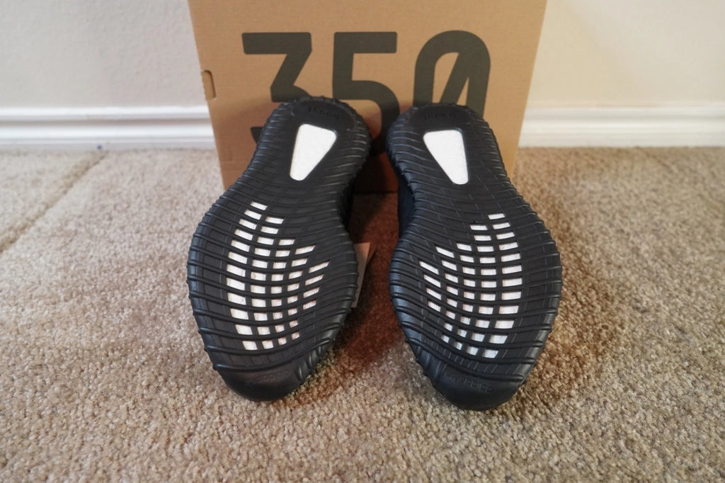 adidas Yeezy Boost 350 V2 Onyx HQ4540 NEW Men's Size 7.5 Authentic